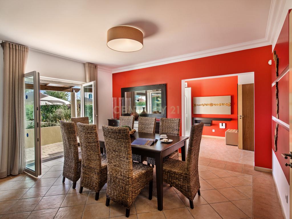 Luxuosa Moradia T4 em Olhão, Faro - 320m² por 795.000€ - Image 19